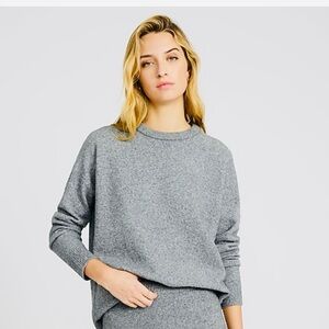Express Gray Women's Boucle Crewneck Tunic Sweatshirt